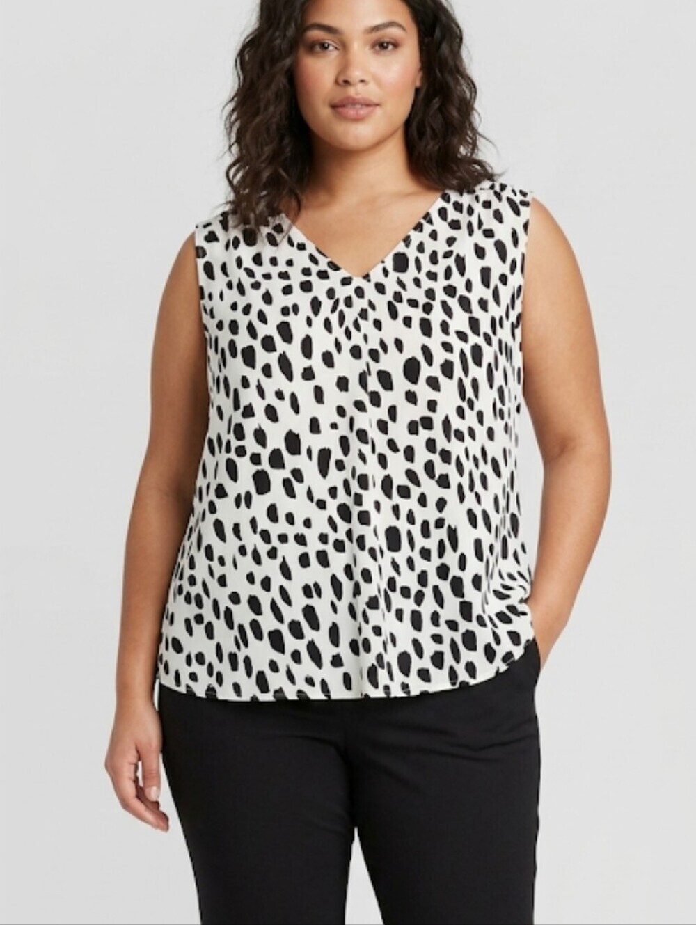 a new day Animal Print Sleeveless Top with Black Spots V-Neck Women's XL